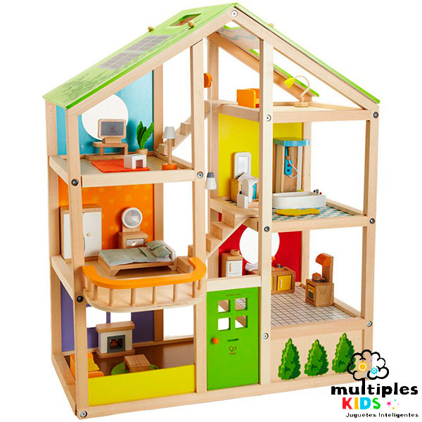 Casita de madera con muebles
